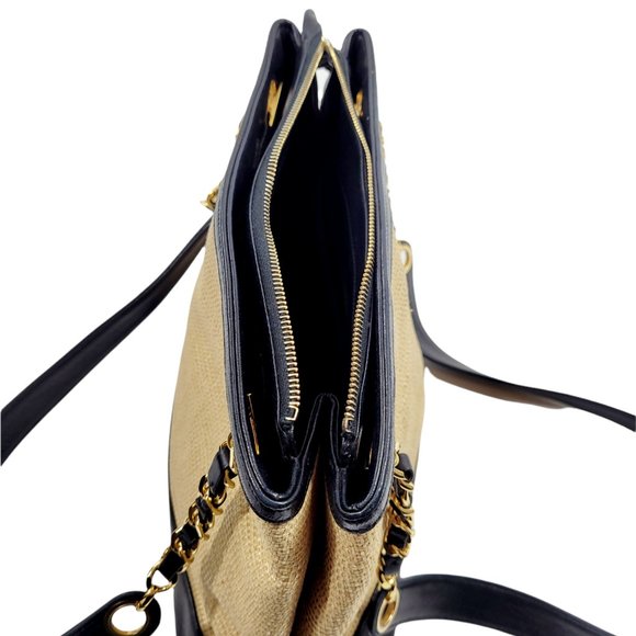 Chanel Woven Raffia Shoulder Bag - Picture 9 of 10